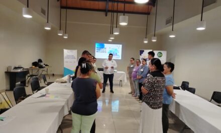 GMIES y UDP-ECO inician proceso de fortalecimiento de competencias emprendedoras en San Miguel Centro